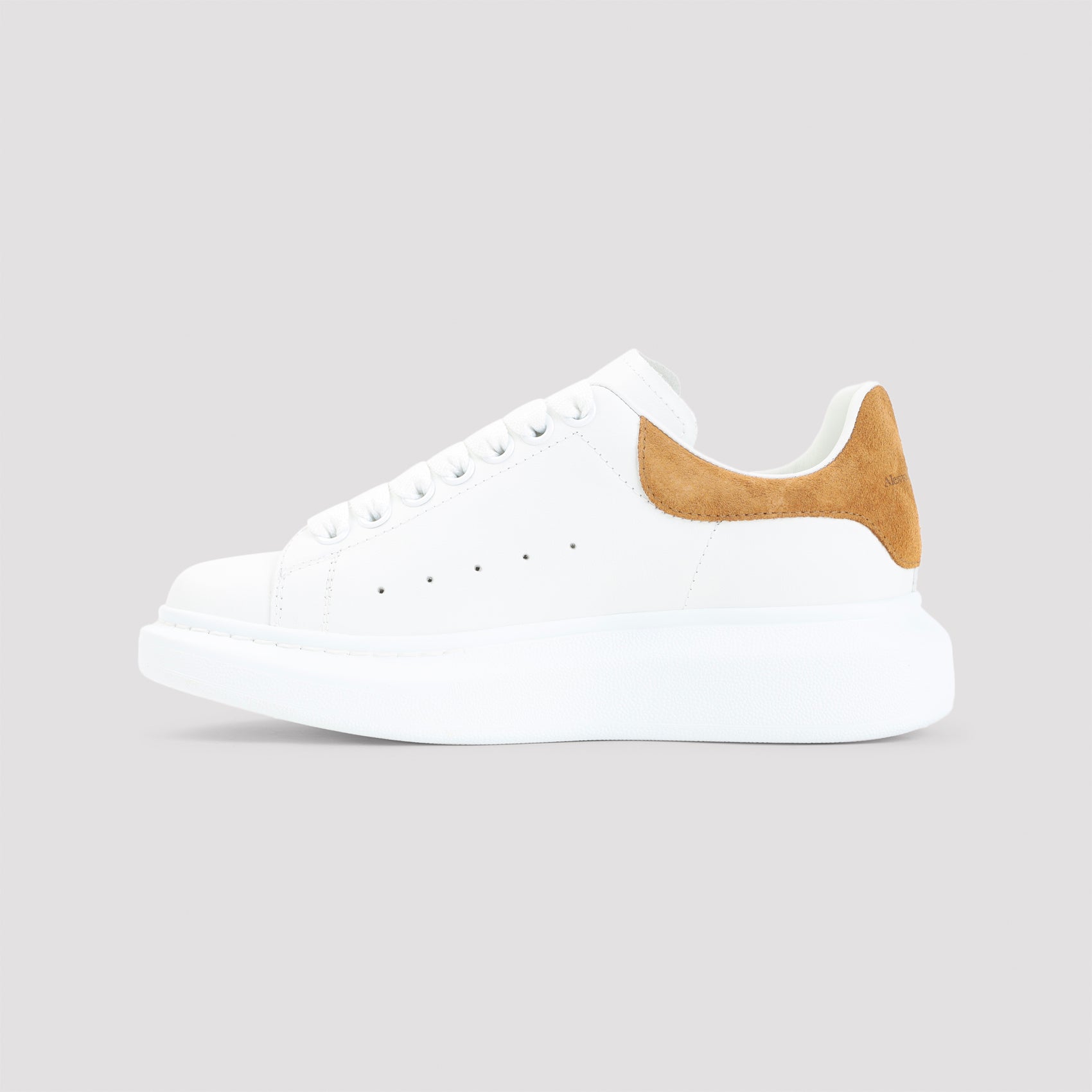 Alexander Mcqueen Oversized Sneakers - WOMEN SHOES - Alexander Mcqueen - T.Luxy