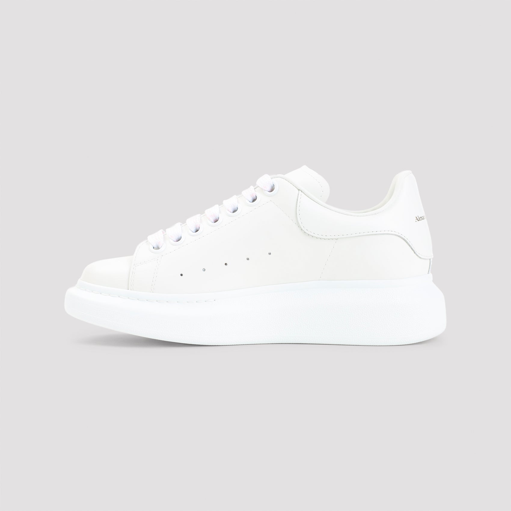Alexander Mcqueen Oversized Sneakers - WOMEN SHOES - Alexander Mcqueen - T.Luxy