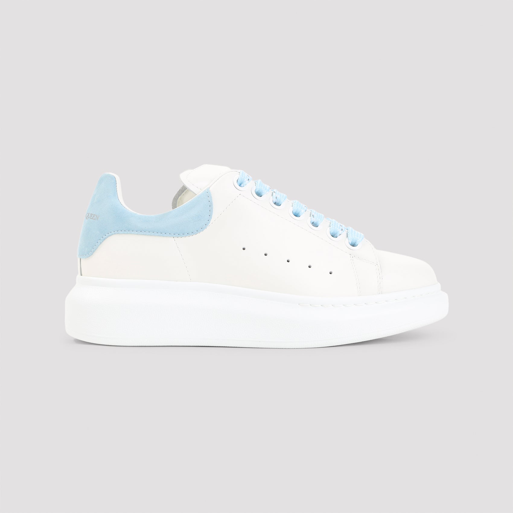 Alexander Mcqueen Oversized Sneakers - WOMEN SHOES - Alexander Mcqueen - T.Luxy