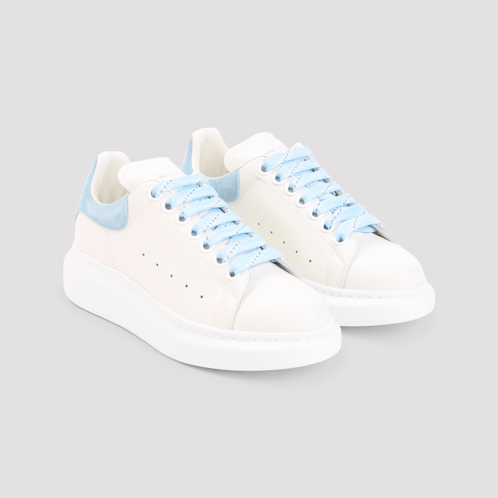 Alexander Mcqueen Oversized Sneakers - WOMEN SHOES - Alexander Mcqueen - T.Luxy