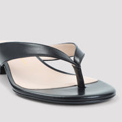 Stuart Weitzman Sandals - Black | d2cdaaaf754363dd42a2fbfa4957dd3450f4b0ba