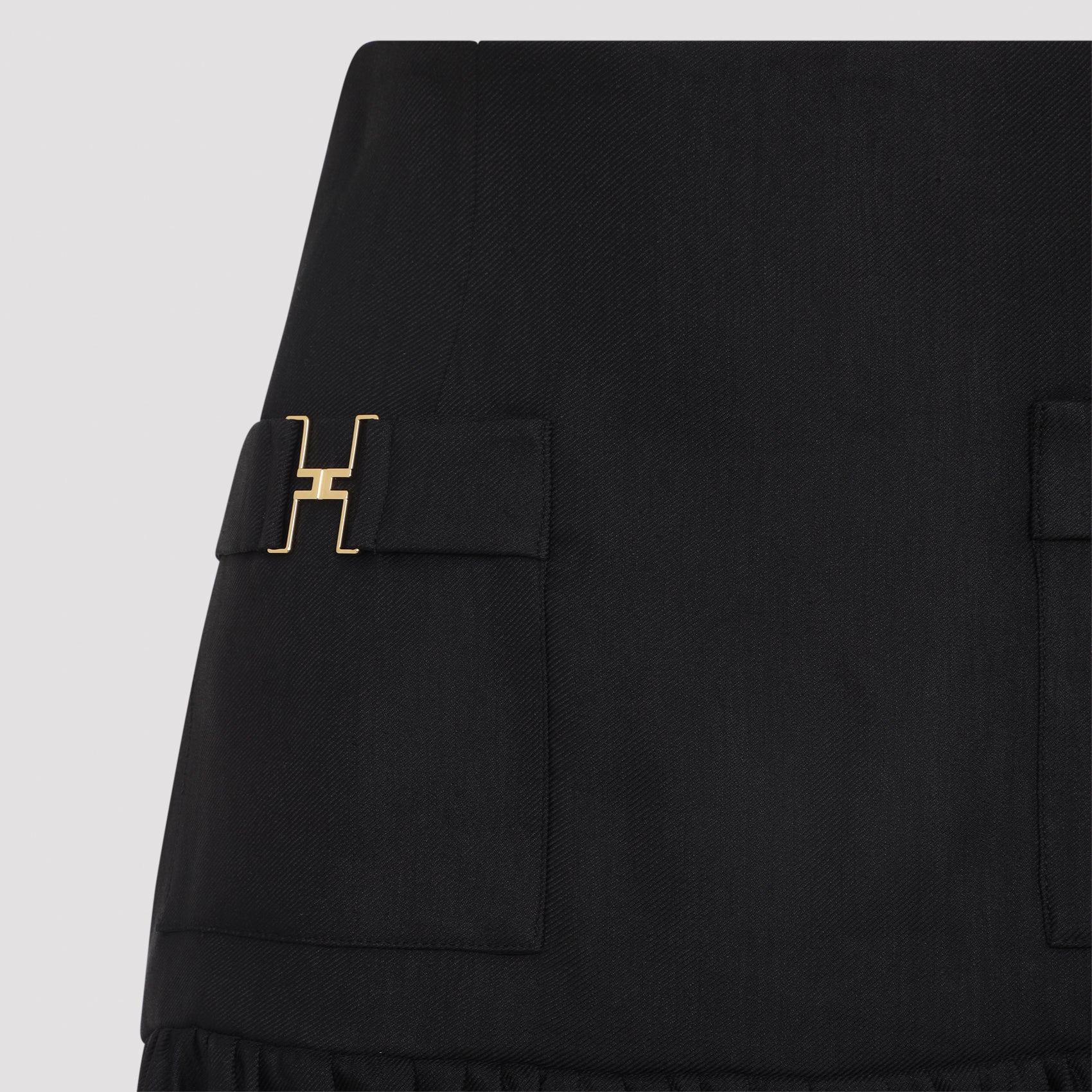 Elisabetta Franchi Mini skirts - Black | e5cd100594c7c07e15fba7eb54ea52c6ec288b3d