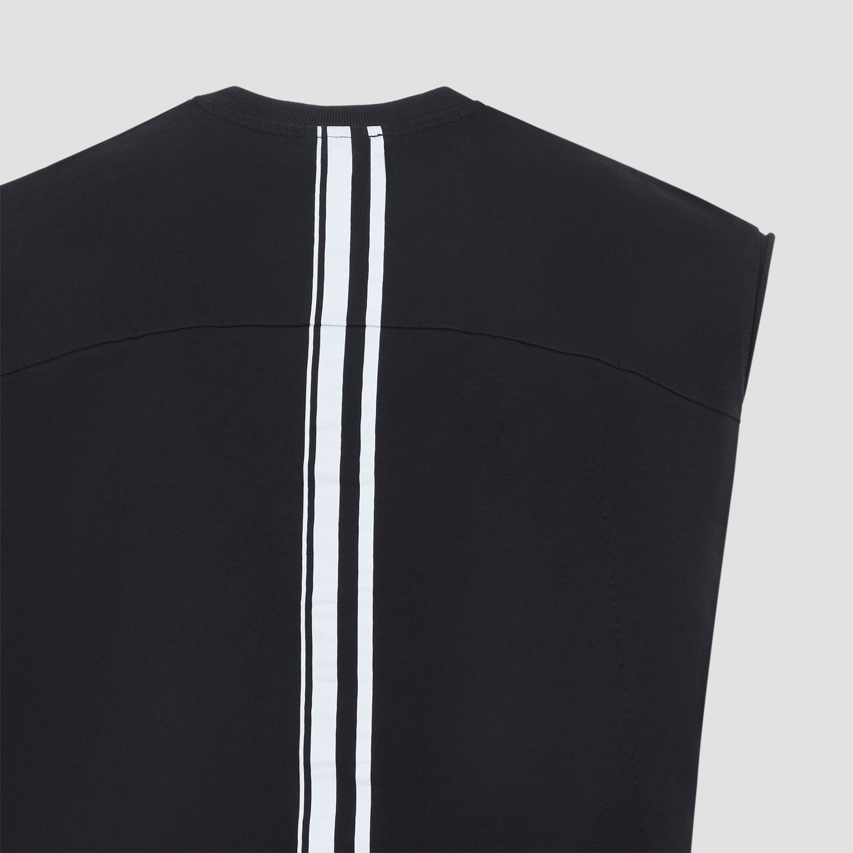 Mordecai T-shirts - Black | db33f9c10a79ff30ab727b60af41e76a13424b0c