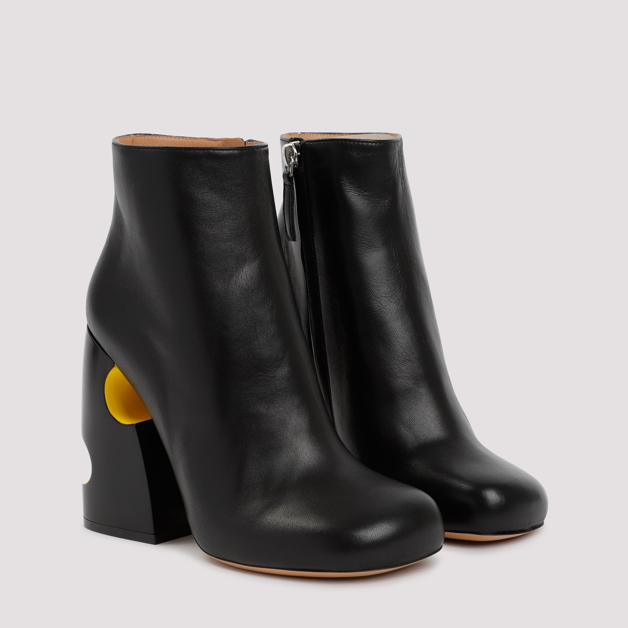 Off White Boots - Black | a0b16fc463ddca5c6d8415274952aad8e6765548