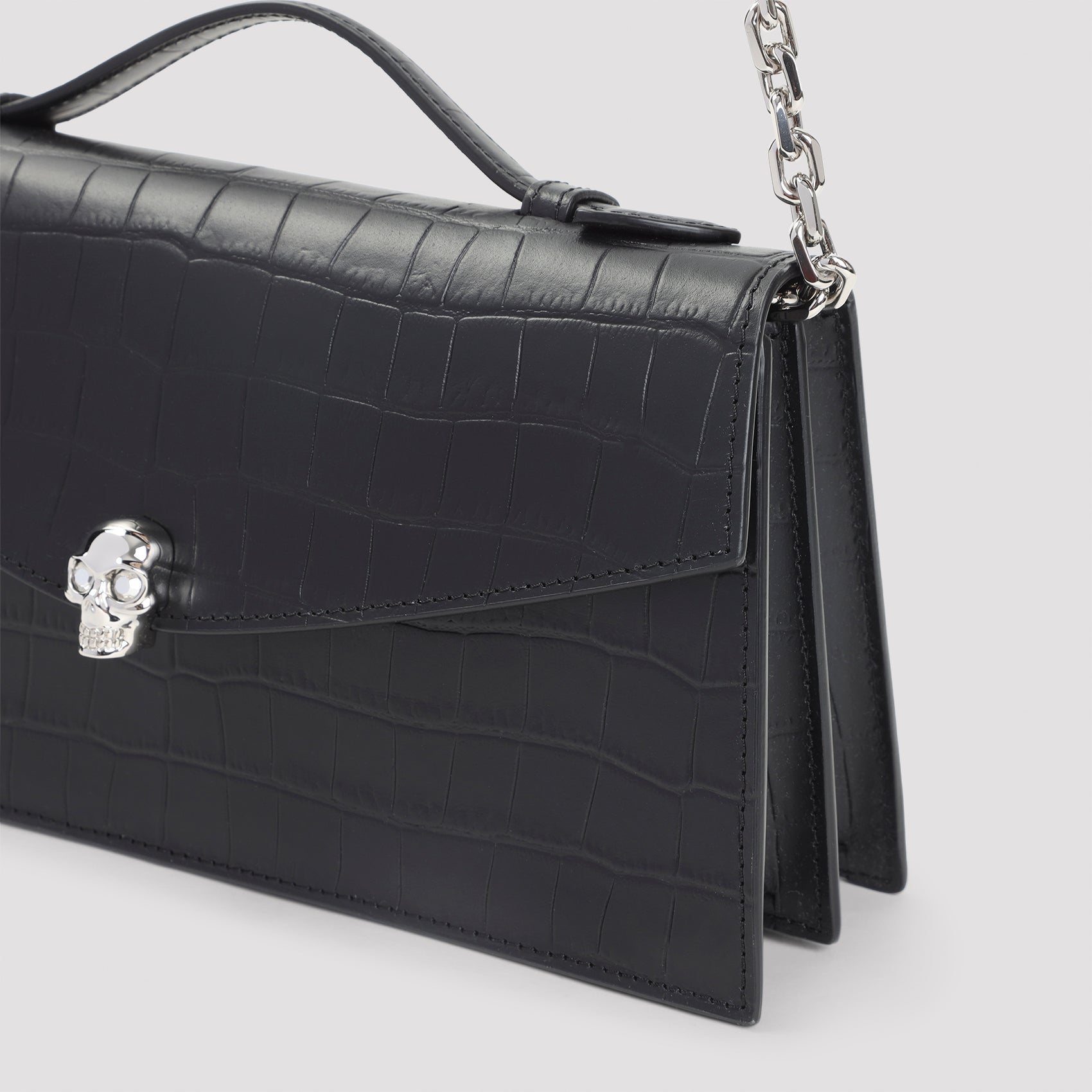 Alexander Mcqueen Shoulder Bags - Black | 4b7ed49e76e5b6ded90ed40ced5d5edf87fb2923