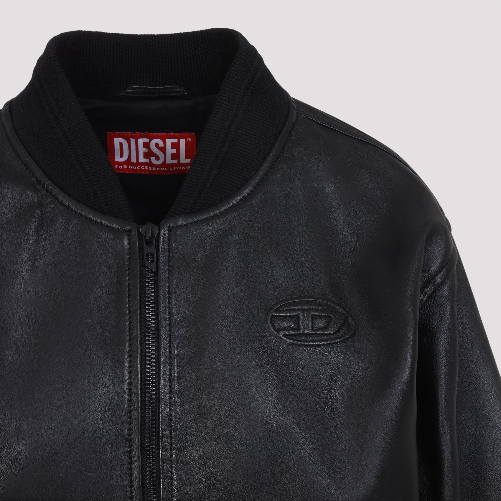 Diesel Leather - Black | 47e3f2553be70a5bc56c3186563e844d21560503