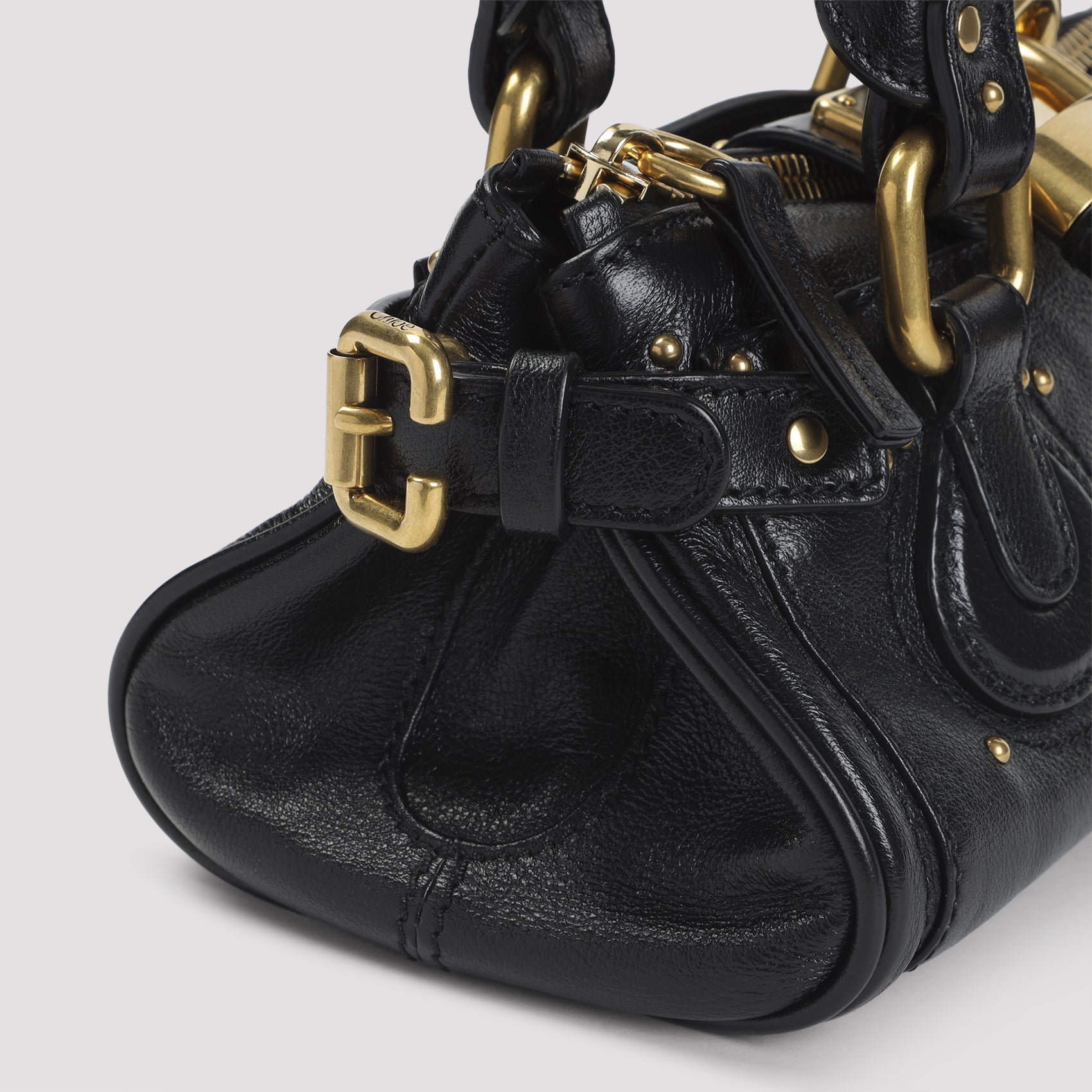 Chloe Handbag - Black | 04324bebc8c29b60d601cc5bd7eaf22cbeabdc5e