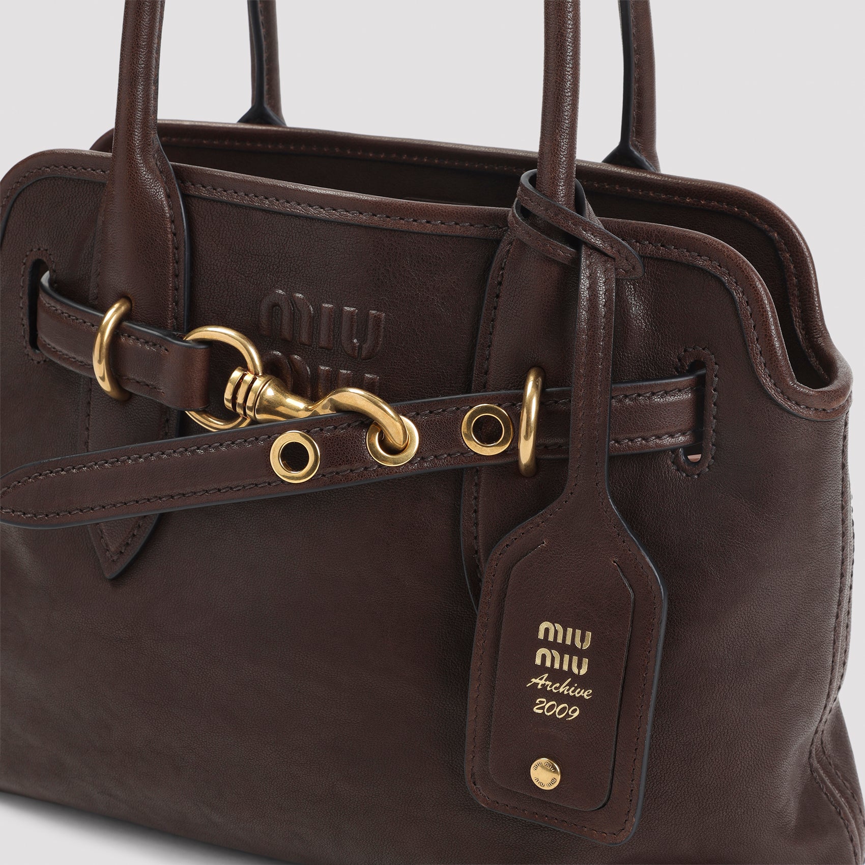 Miu Miu Shoulder Bags - Brown | 727b8e31b986946b2478469420566823195bf562