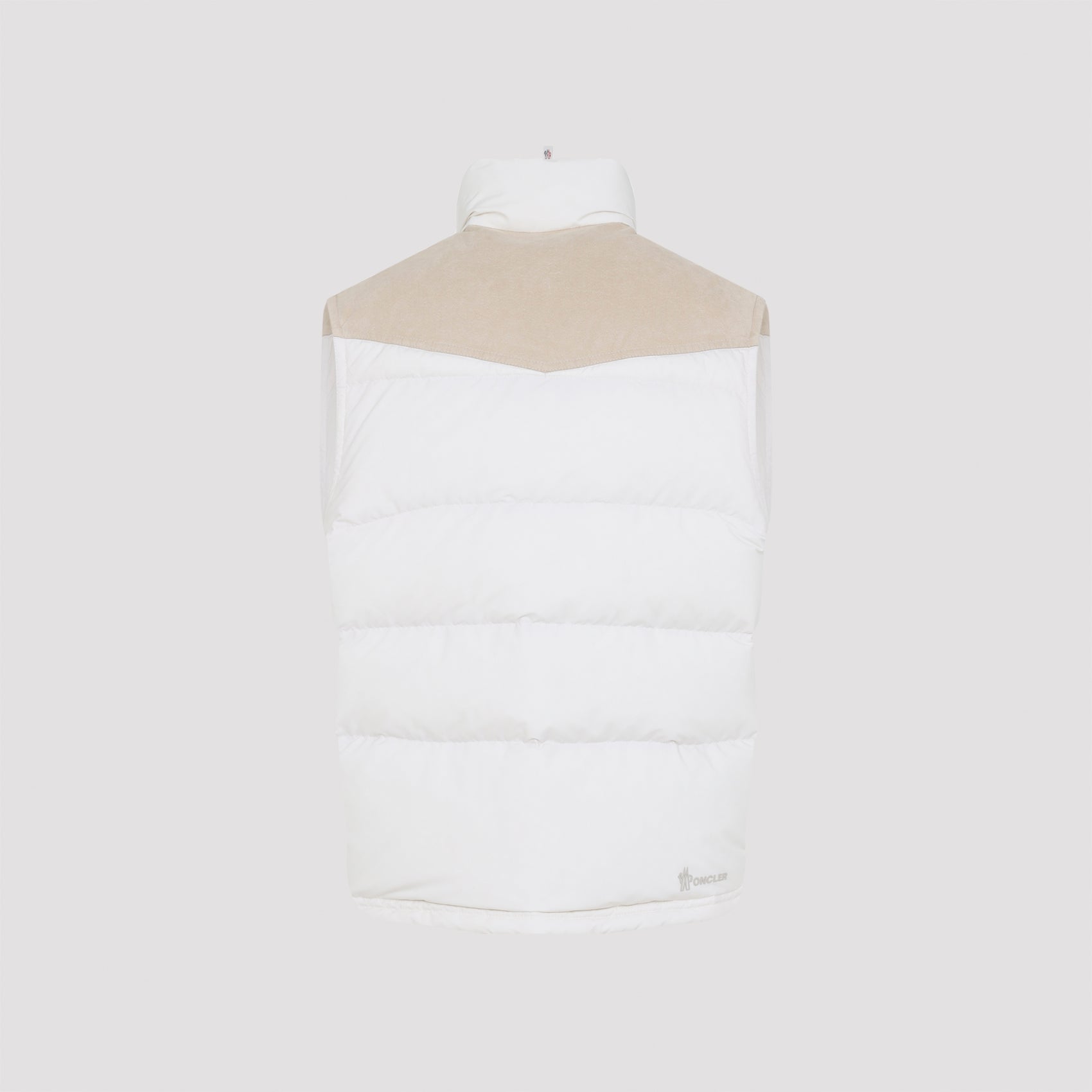 Moncler Grenoble Gilet - White | fadf6baaa789feda6201dfbdd2efdd98e4f44304