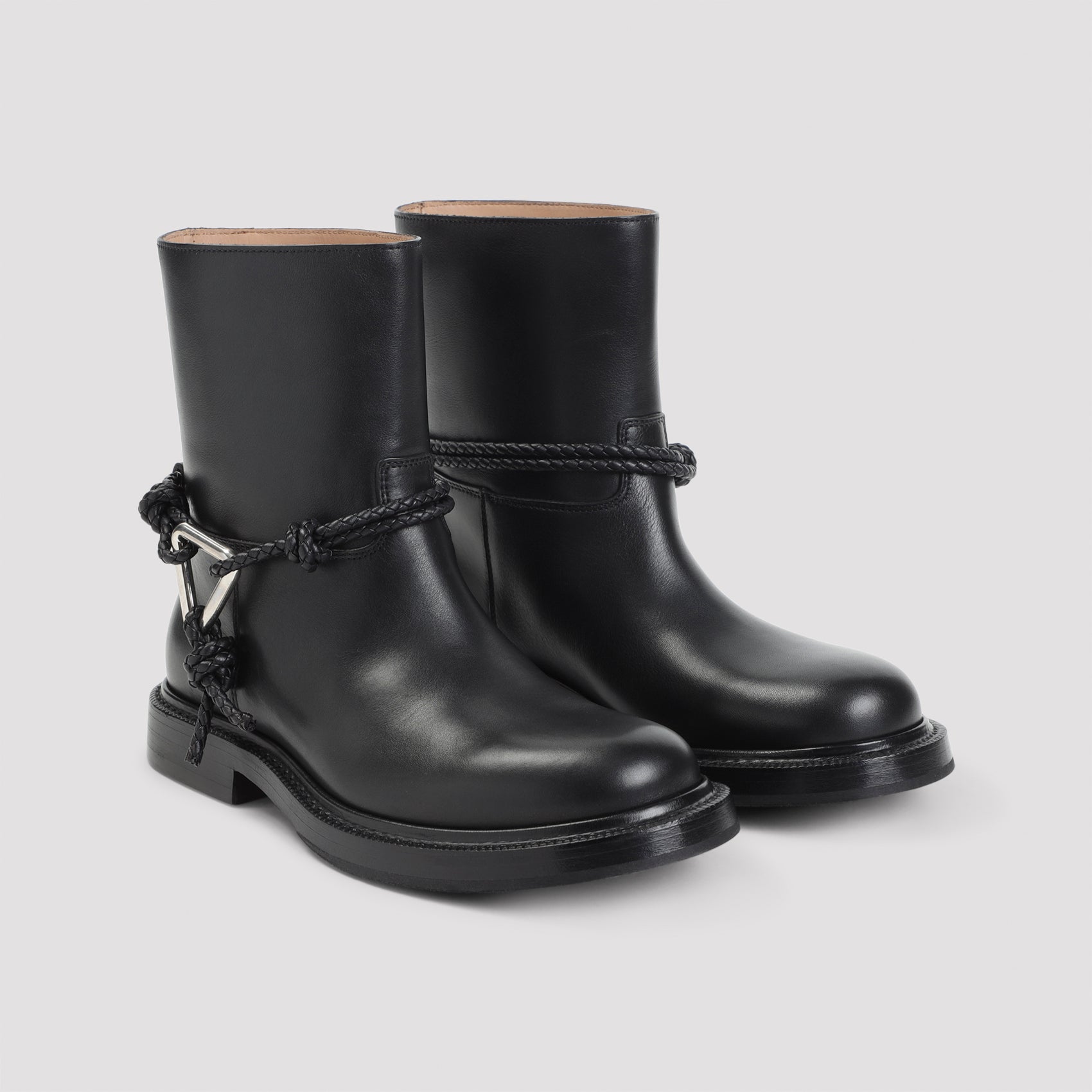 Bottega Veneta Boots - Black | 5441ecc6f88ed62a3102b0d472ffdbfef46543c2