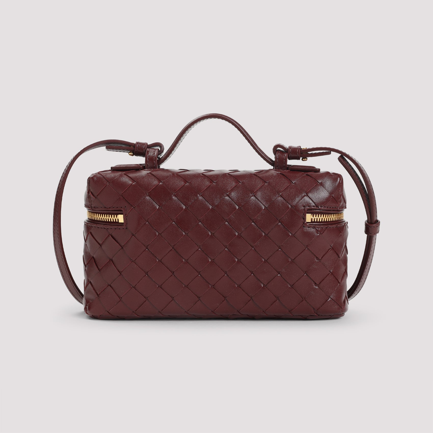 Bottega Veneta Clutches - Red | d91e0eca84f0f9137d3043d7b61264daf5572eb3