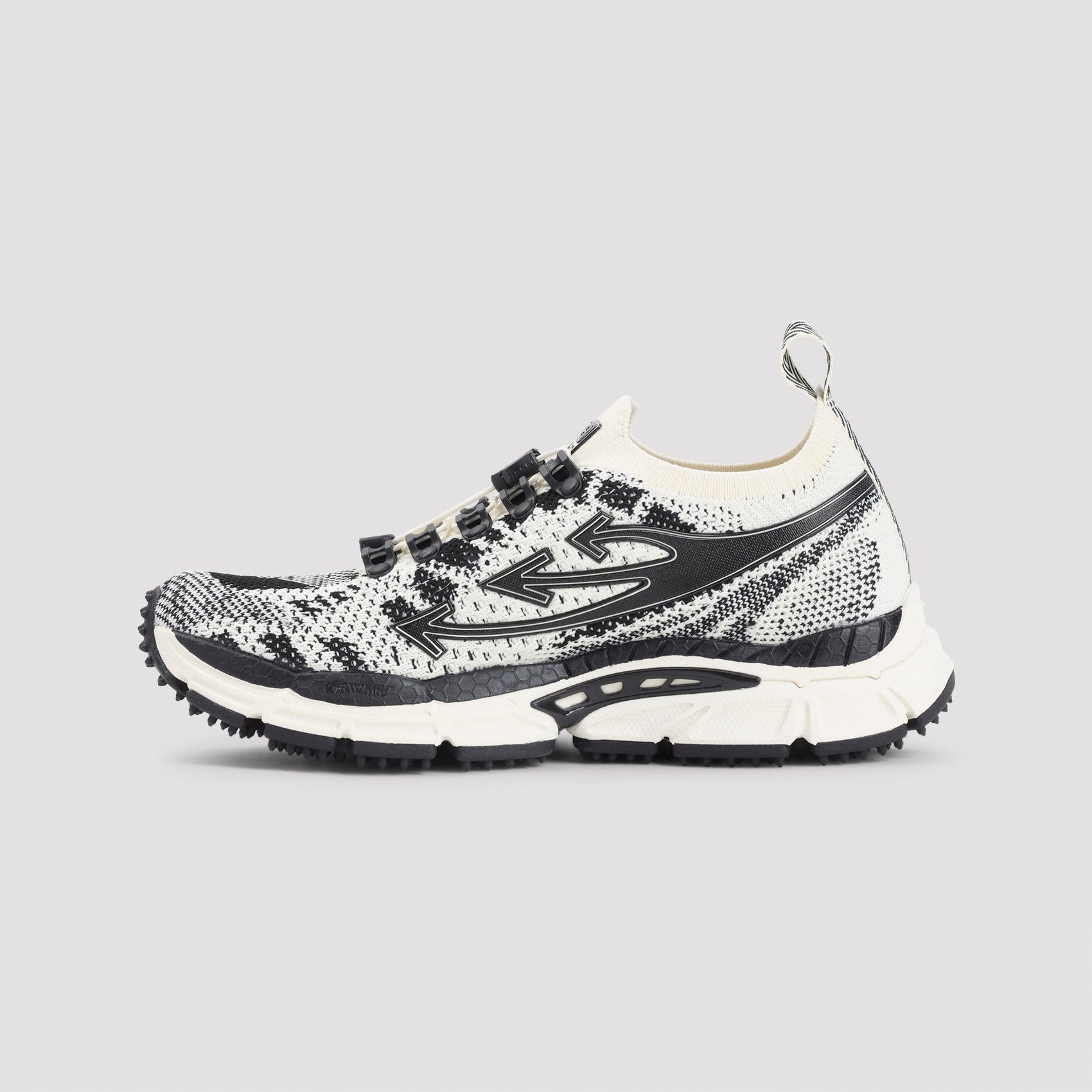 Off-White Sneakers - Nude & Neutrals | 151cebbedab986b722bbe2df14d75f9bd3bd5437