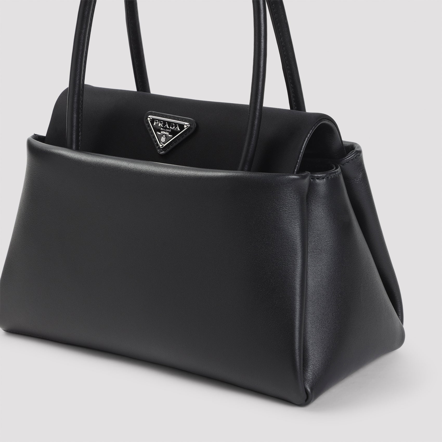 Prada Shoulder Bags - Black | 5bbc788abc256e09e8f45078bea7d512d45e9e87
