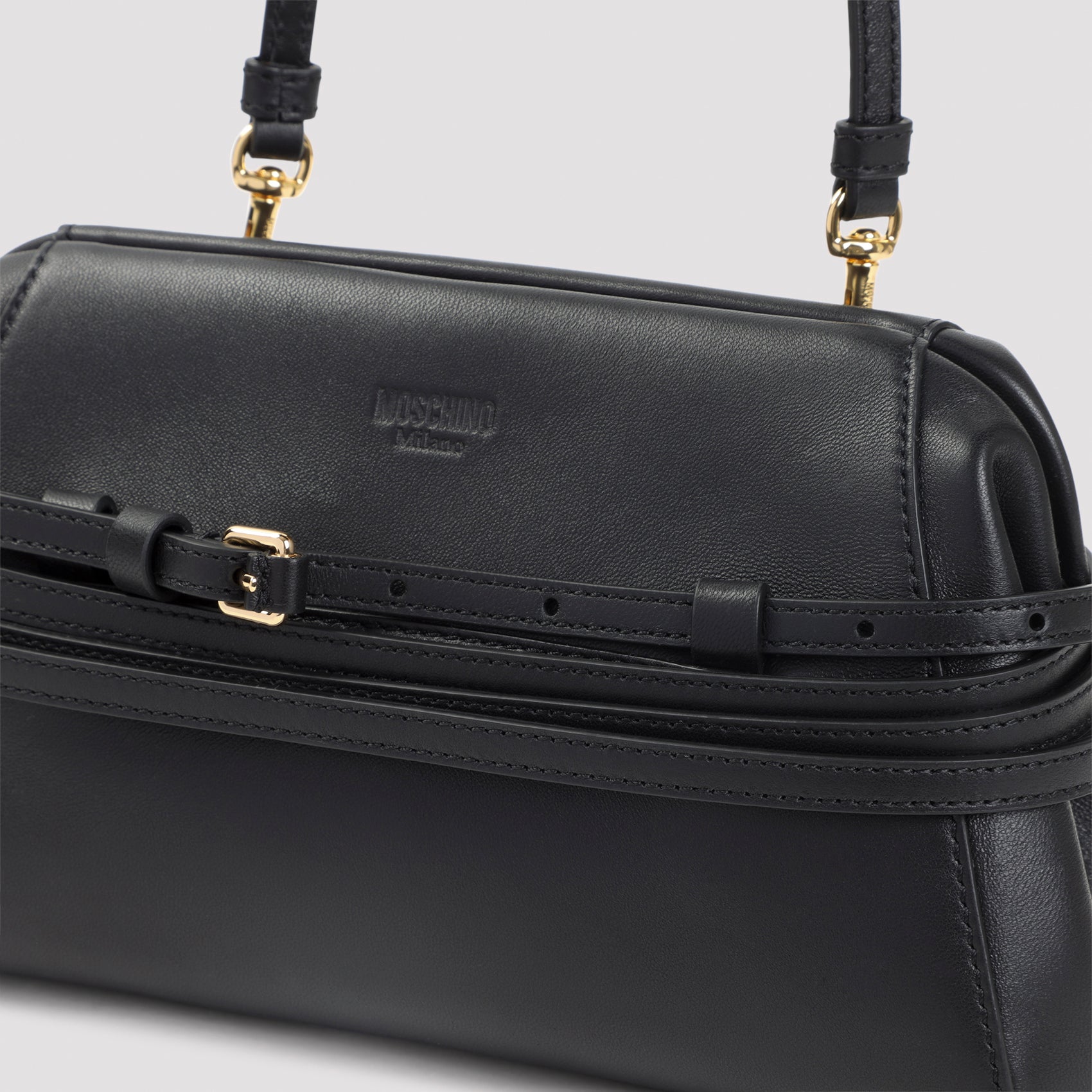 Moschino Clutches - Black | b9ef632473ccbb679fdc70731696f4fd8ec09ee8