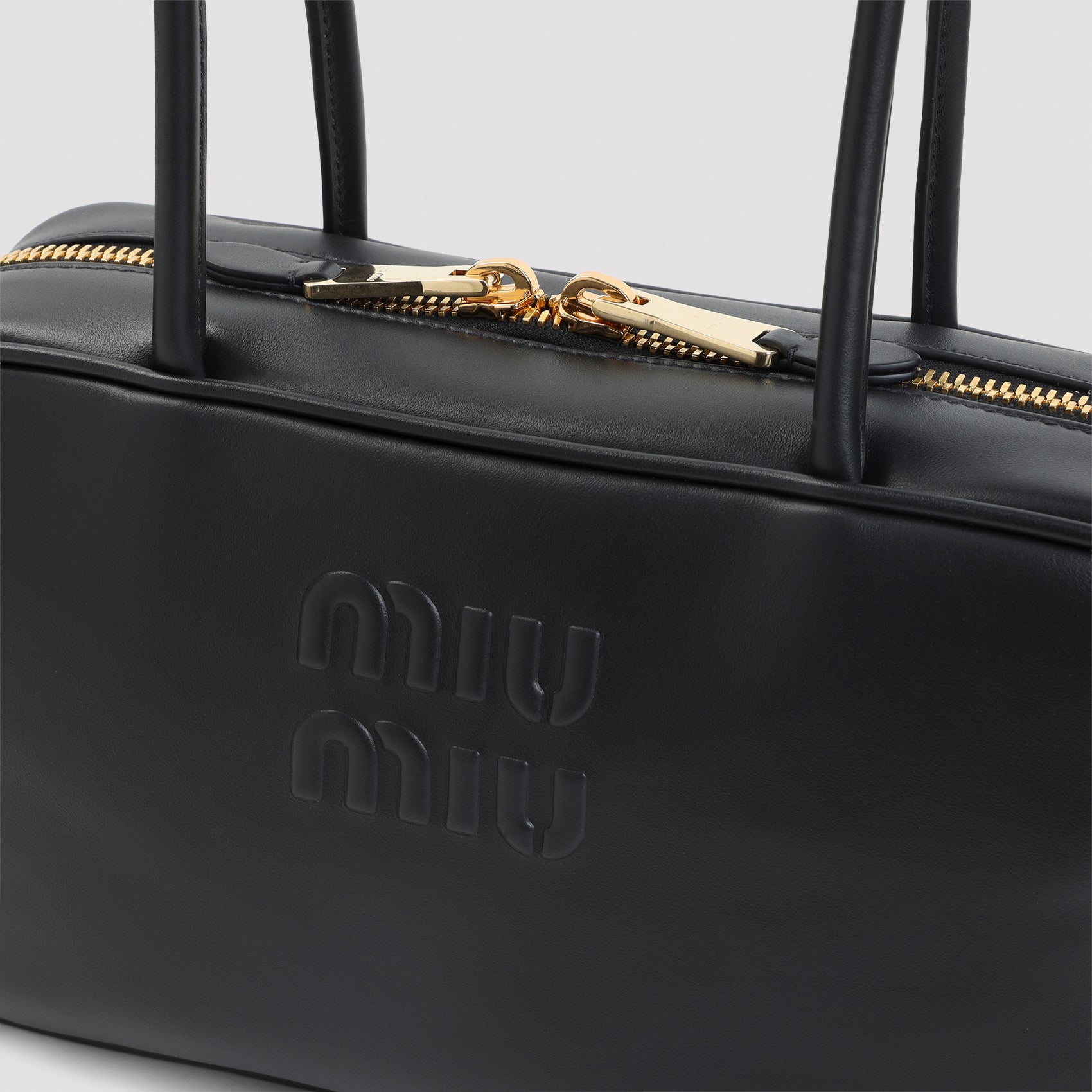 Miu Miu Handbag - Black | 02555c22e943d15a814a244fe5329ecccd9033ad