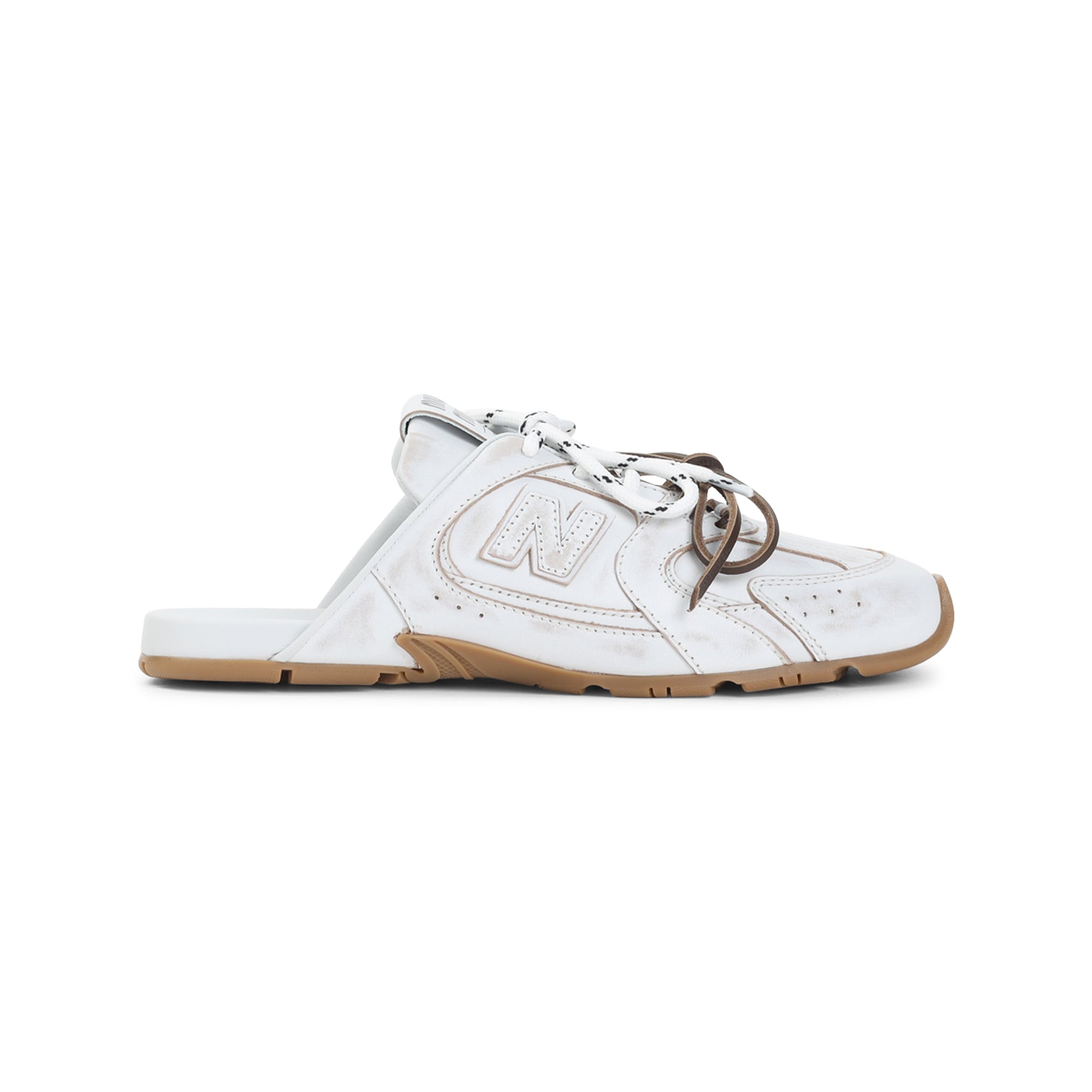Miu Miu Pumps - White | bf8e95c893ea257330f53ddcbb5fdb4bdad84438
