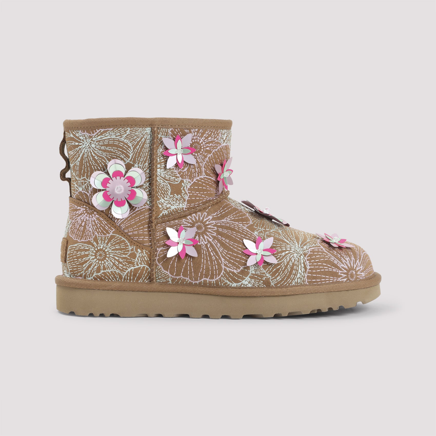 Ugg Boots - Nude & Neutrals | 7ceadb9fee4aa8f63aa963811a4d70fae378c4d3