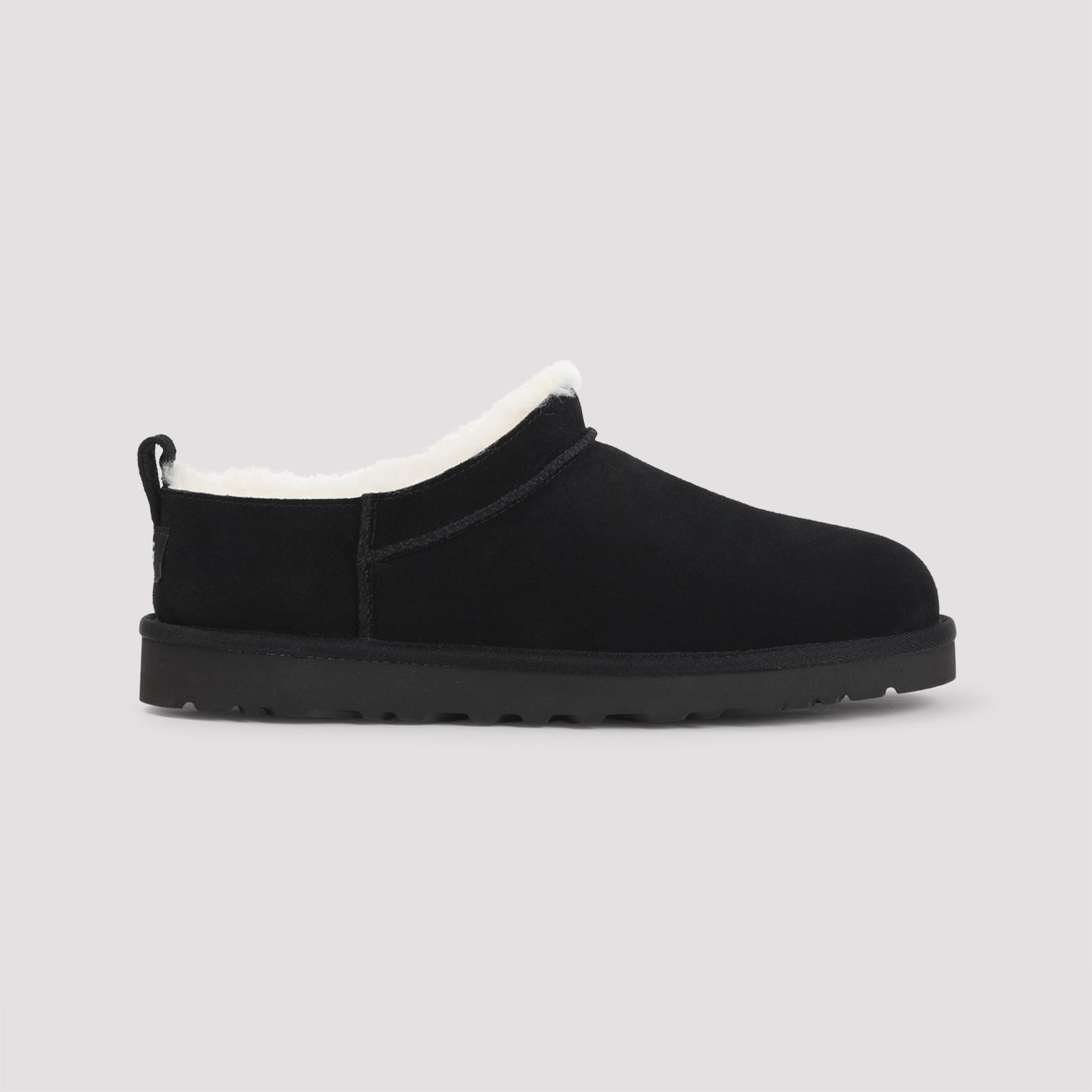 Ugg Boots - Black | e47caf841e4580f765bebcc47456f4593a34c2f8