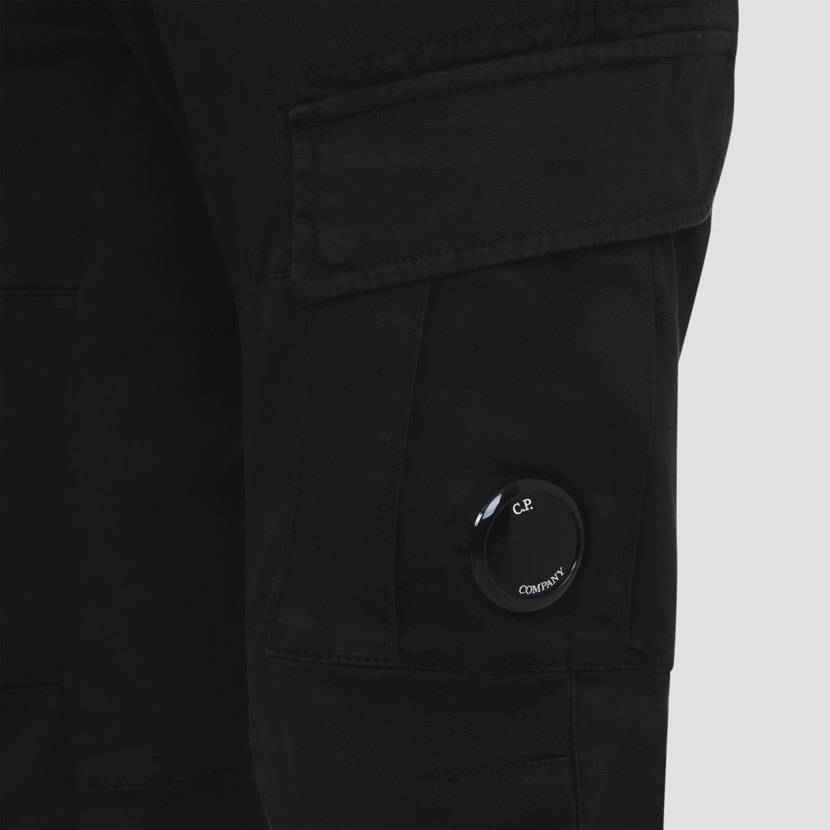 Cp Company Cargo - Black | 95dfad4494762238c605fc4b69619c285c0c943f