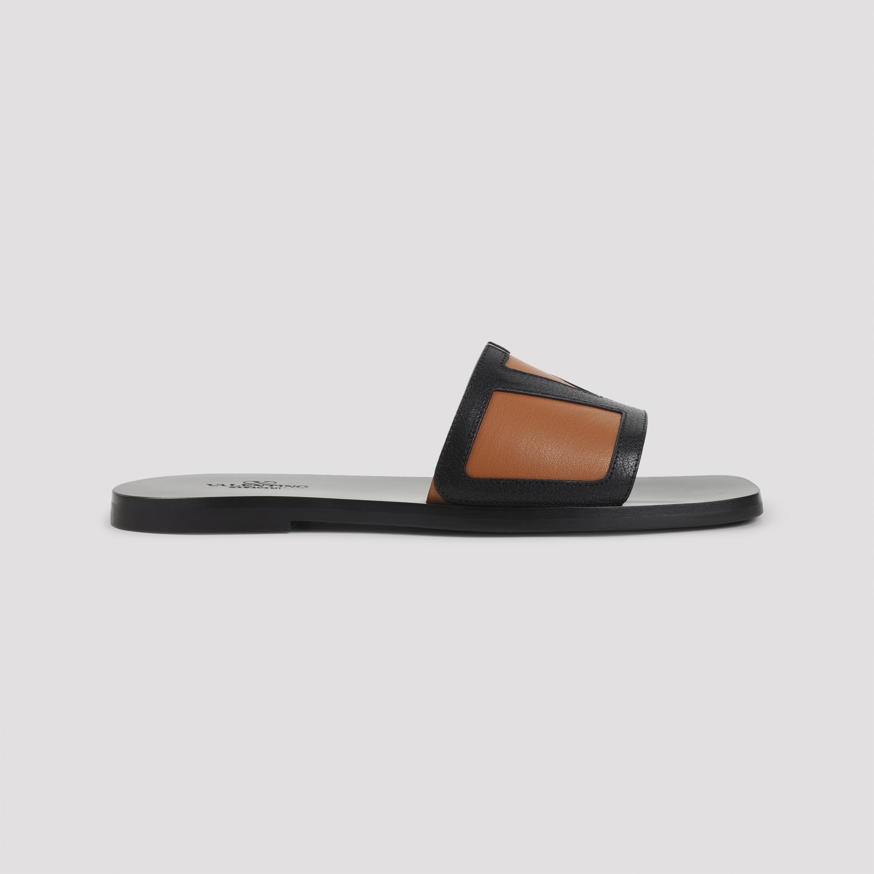 Valentino Garavani Sandals - Black | af41c382cd65db0ffd8b14f76cb5894292fe388a