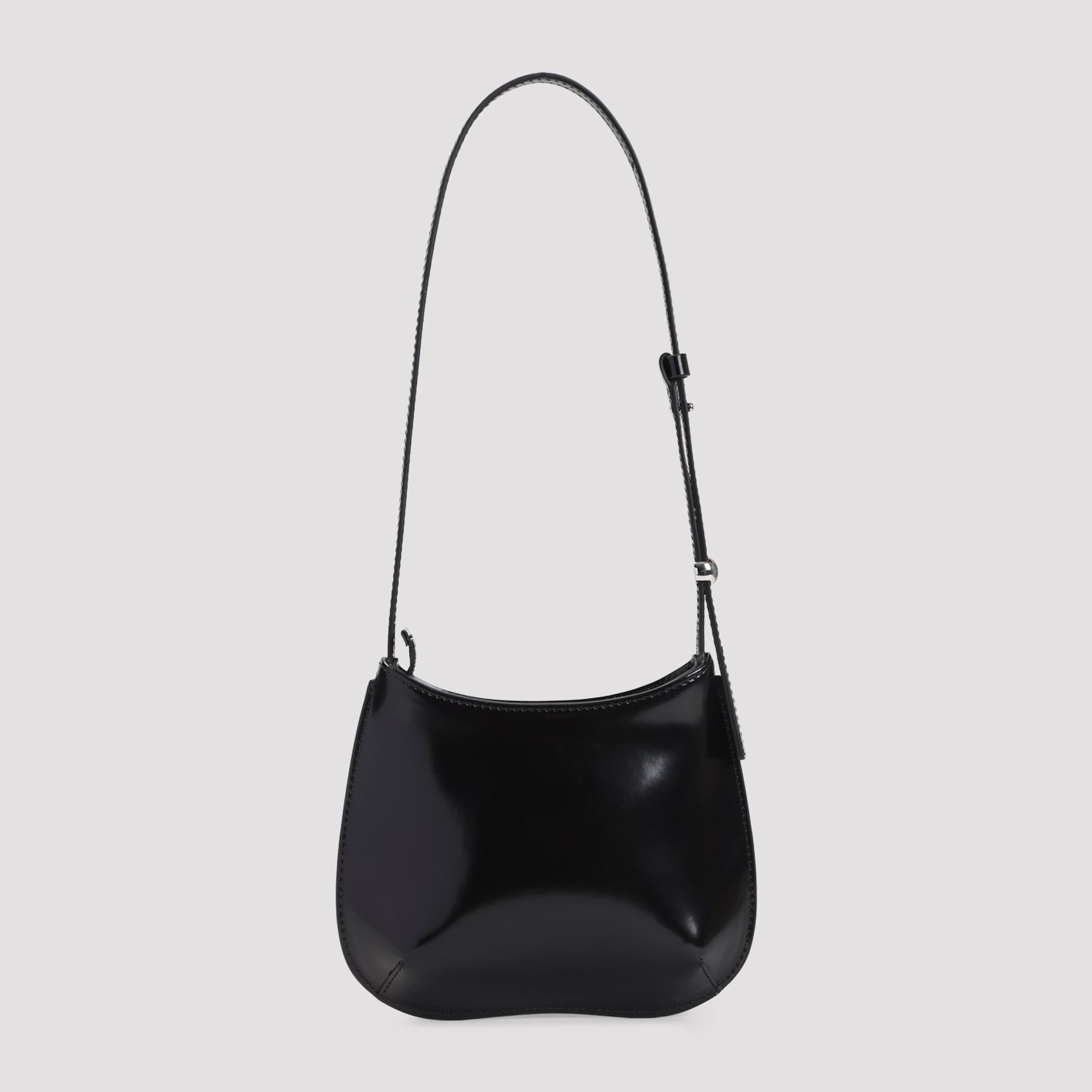 Jacquemus Handbag - Black | bc840f6f62740b10999a90bb92856bdb961cab22