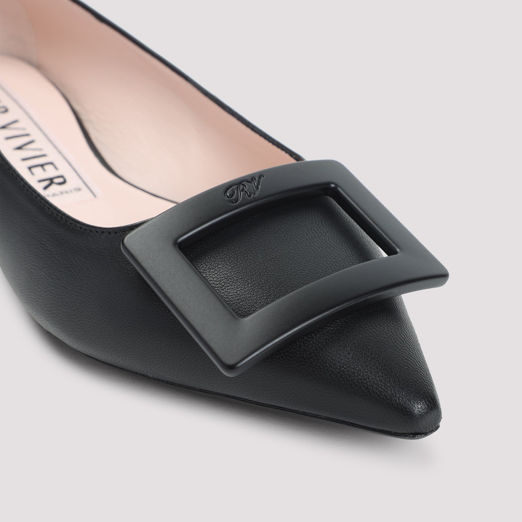 Roger Vivier Ballerinas - Black | 325b2bc9613f9d8ca2eff28105d82658d86f574e