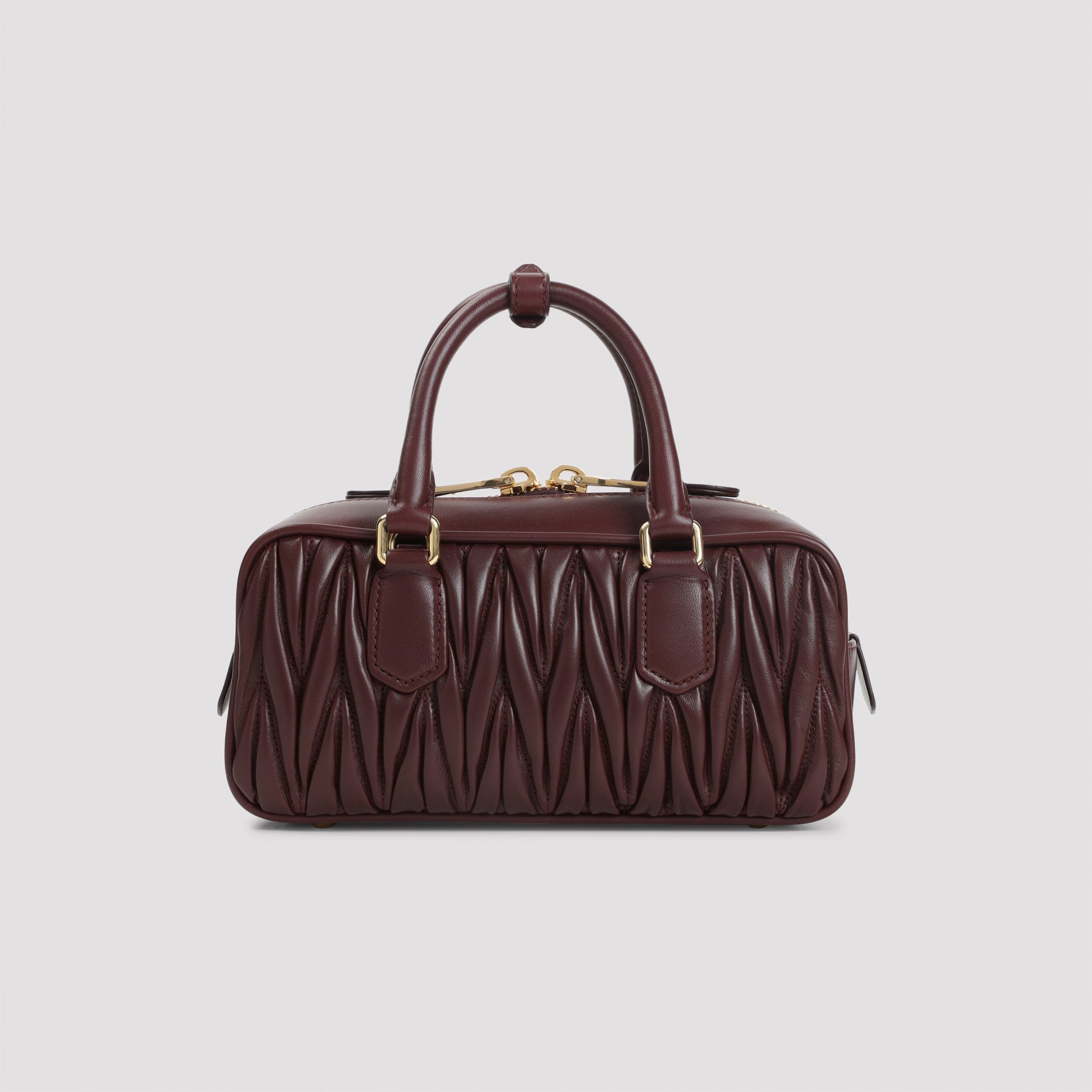 Miu Miu Handbag - Red | b3a4402084c5d80c8097febfc5ebe9833e119891