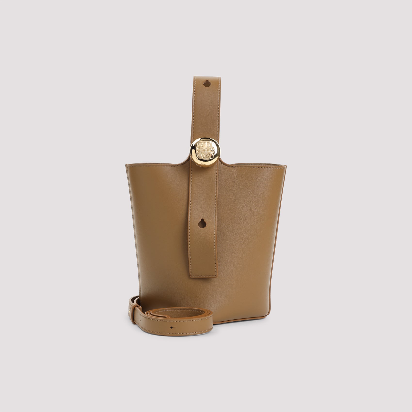 Loewe Shoulder Bags - Nude & Neutrals | b45466885419df7e044bc520c88be1c820158167