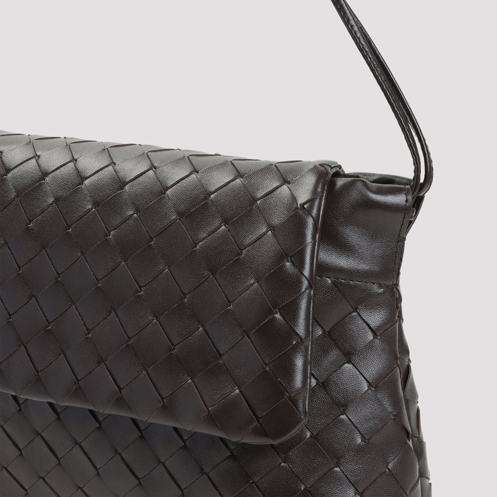 Bottega Veneta Pouch - Brown | f113a6143a48685c66db7aa19a6645b756dae5a5