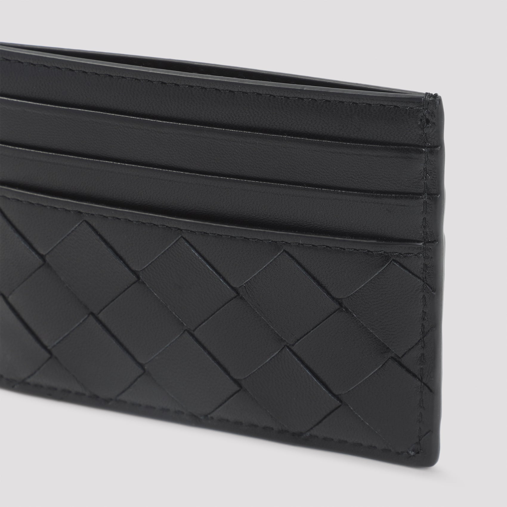 Bottega Veneta Credit card case - Black | 1a77bc7710e93762264ff13e069e6c8675f6f1d3