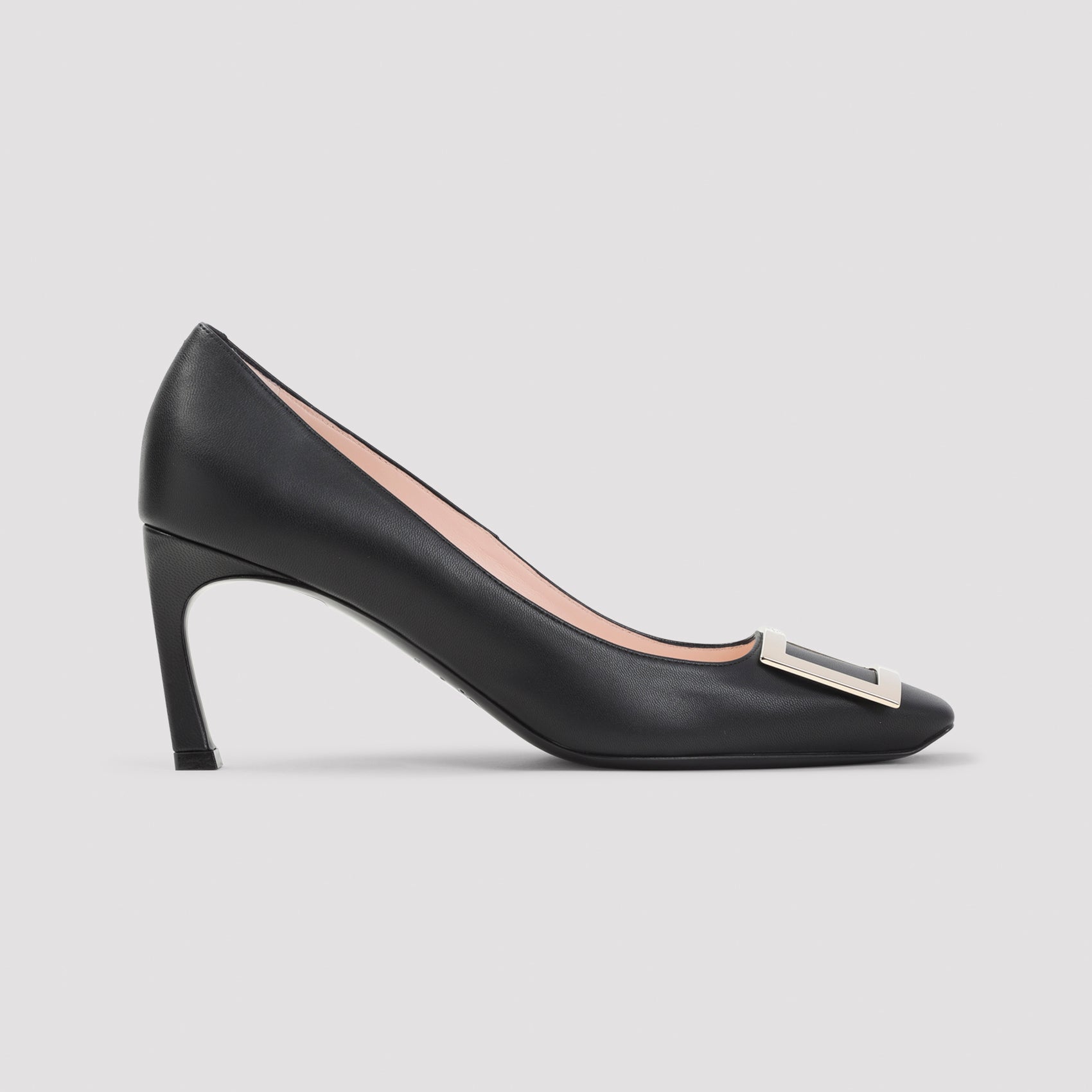 Roger Vivier Pumps - Black | be6640f16ccdecba681f0504dccac44181f1ac12