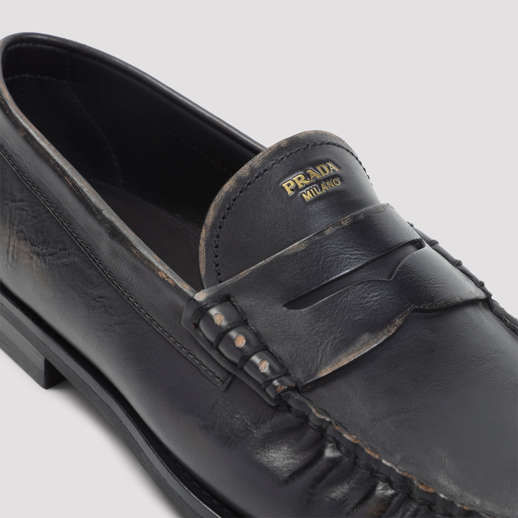 Prada Loafers - Black | 54c8019f6f1544e4641437490058baf9af2b0187