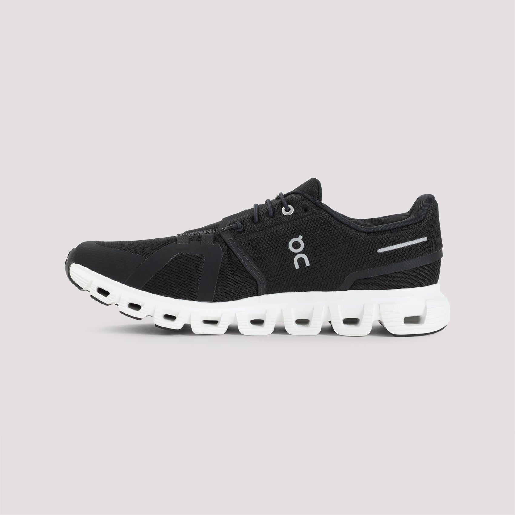 On SHOES - Black | e0b0212ed6ec2a9a57b4f82ecbb174df4c7c322d