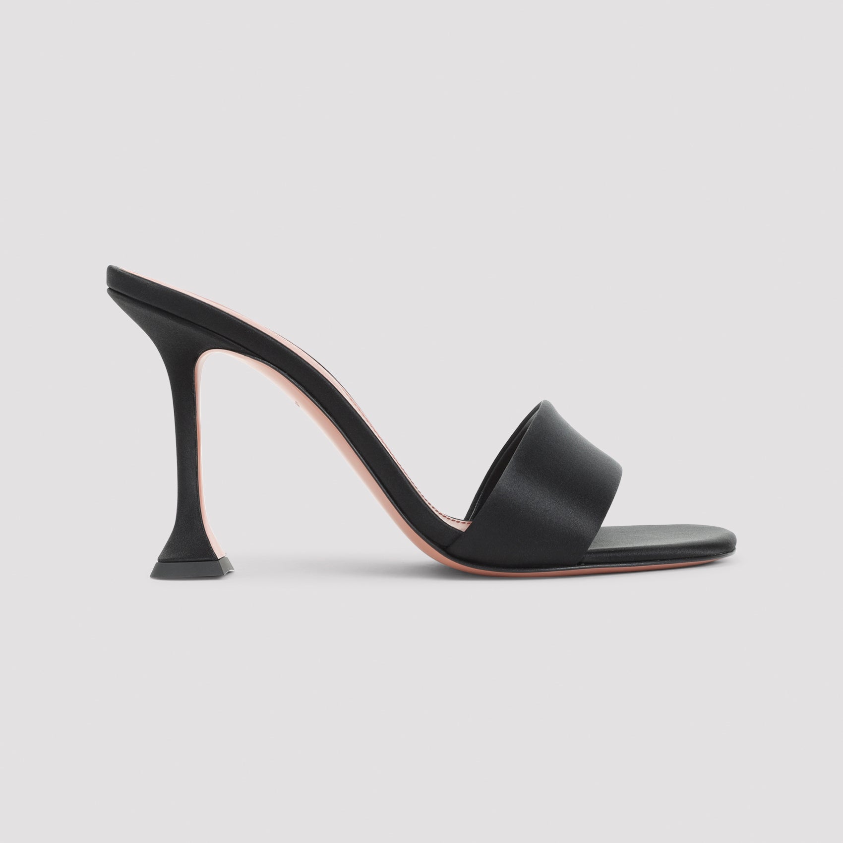 Amina Muaddi Pumps - Black | 37f63fced6b5521cc34a6a55514c8dae6013537a