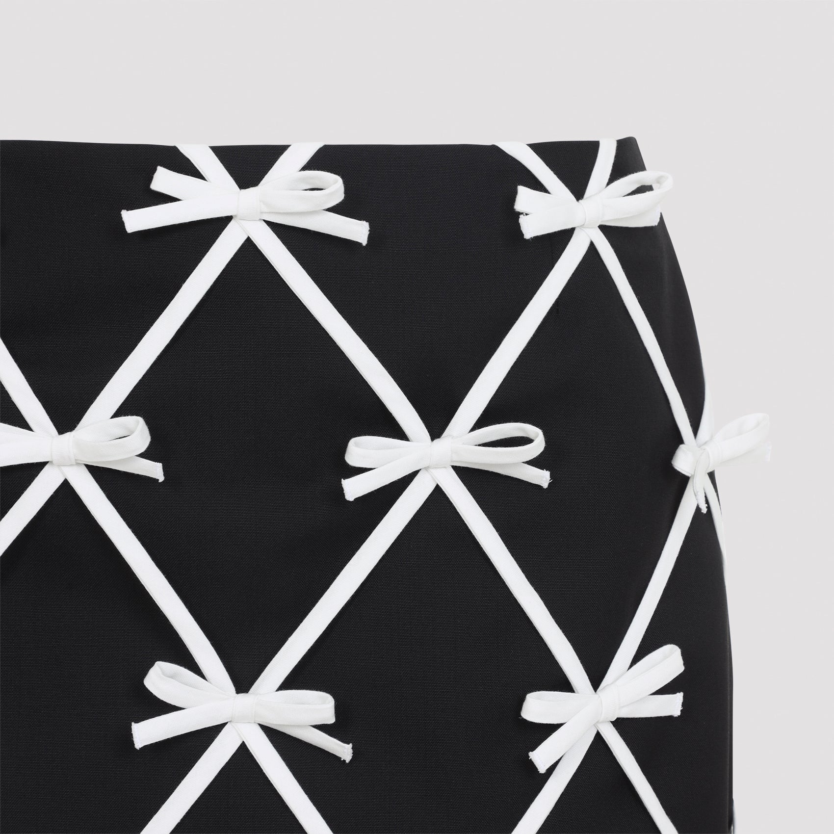 Moschino Mini skirts - Black | fa94a85f1615d843db00a720ab36ed31e8c4cb2d