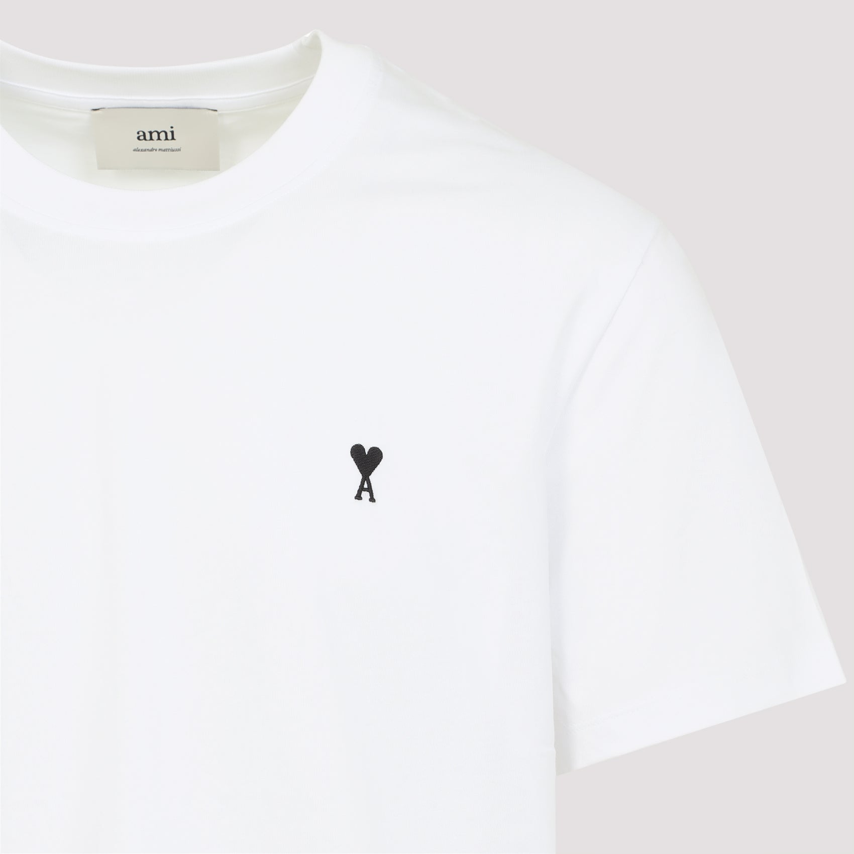 Ami Paris T-shirts - White | fe68db8e2a7fe89633211a46db26bb05d1e1807a