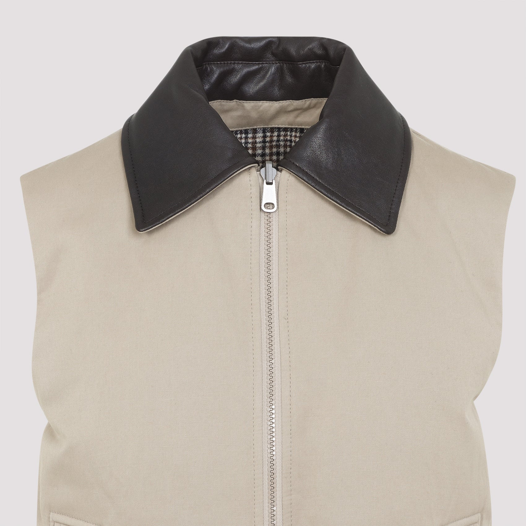 Brunello Cucinelli Gilet - Nude & Neutrals | a55f5864a334eca4af99b489bc5a5cae85da0afa
