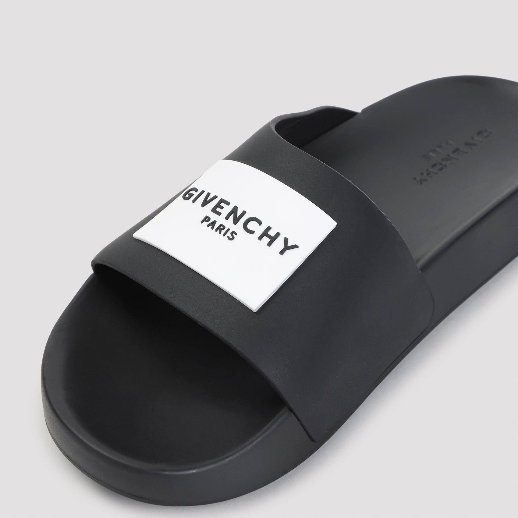 Givenchy Sandals - Black | 65fbf5886f9b99a2eb1edf3fc5a15e8c6775c0d3