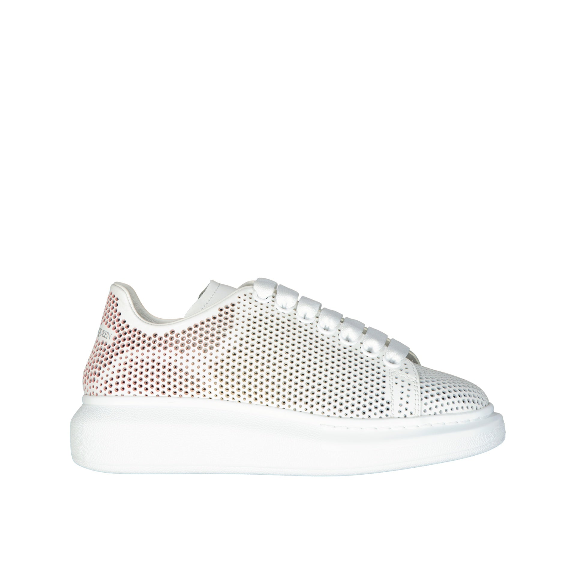 Sneakers oversize con cut-out a pois di Alexander McQueen